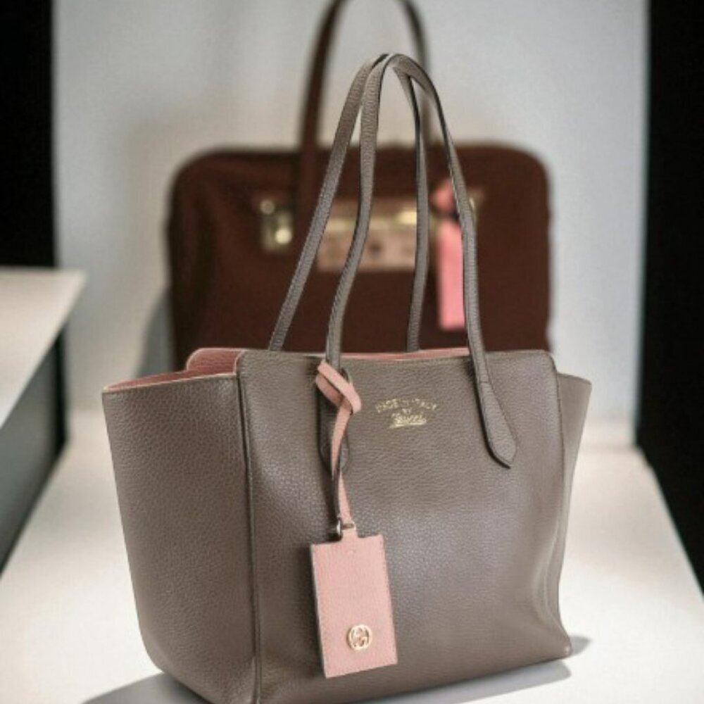Gucci Swing Tote in Brown Grained Leather - Picture 1 of 9